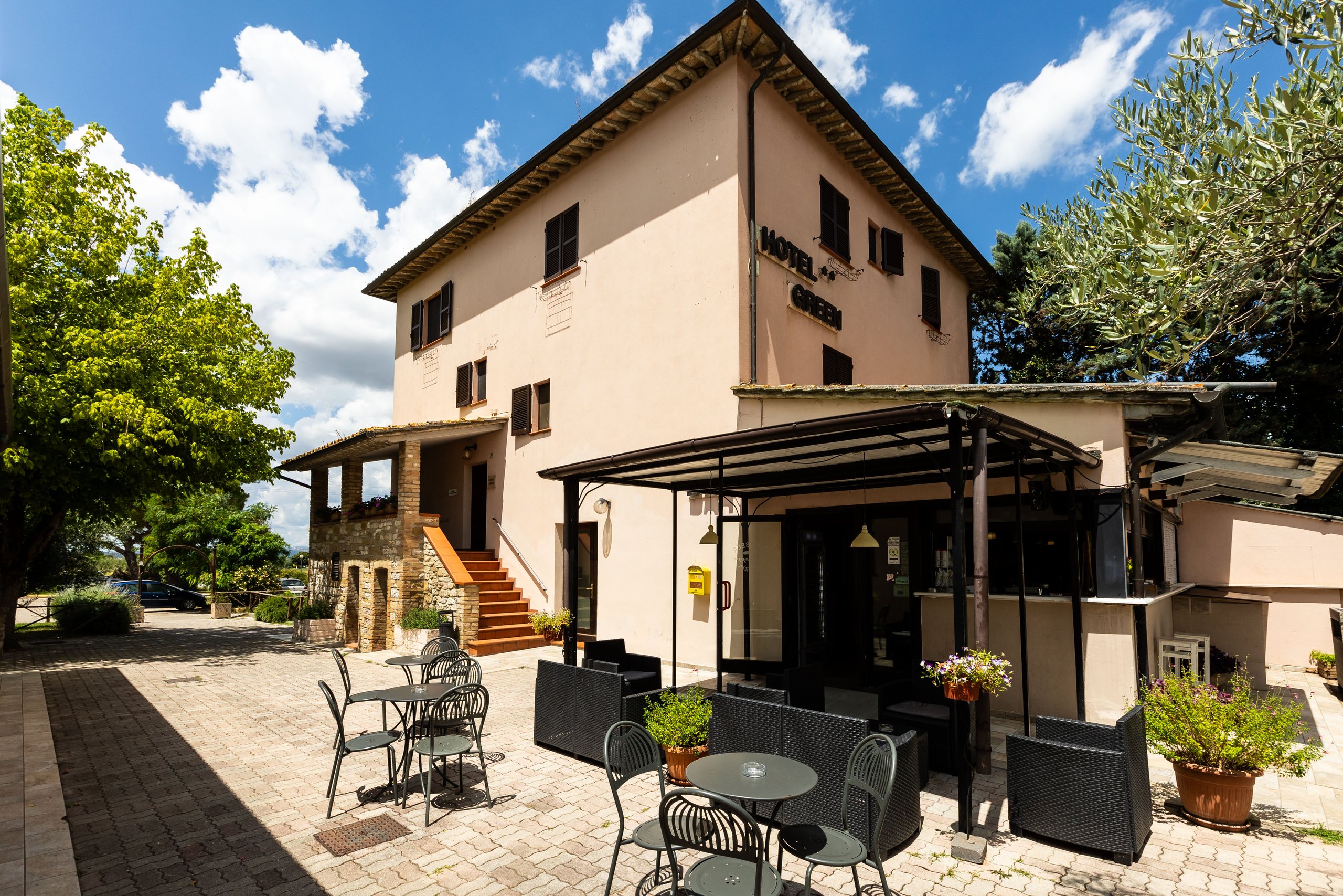 Il bar nella casa colonica dell’hotel